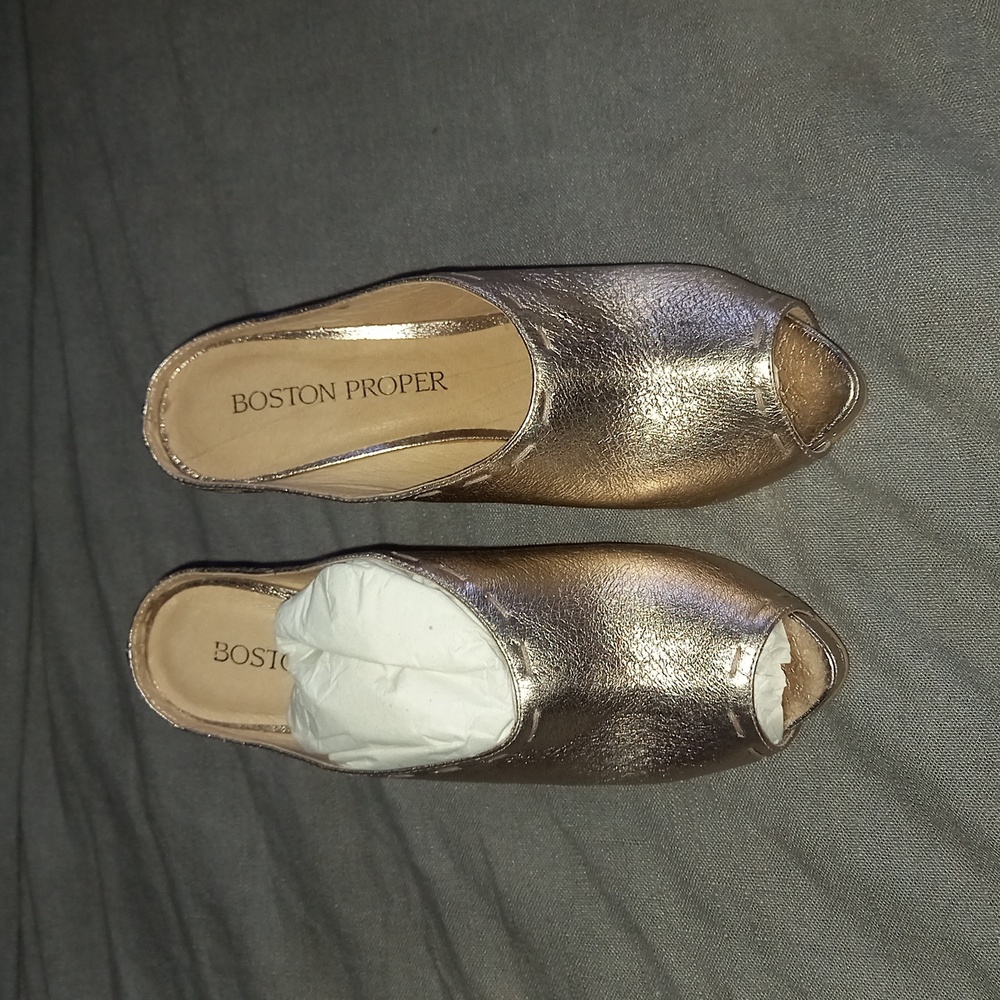 Loafers cut